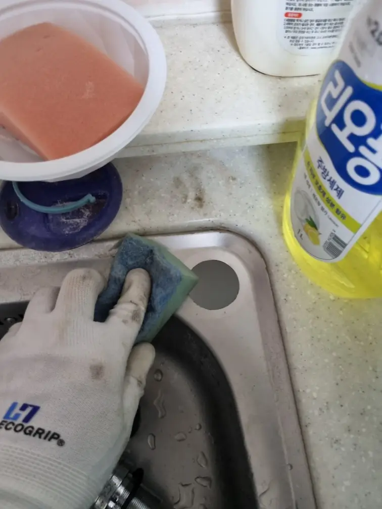 싱크대 수전 교체 13